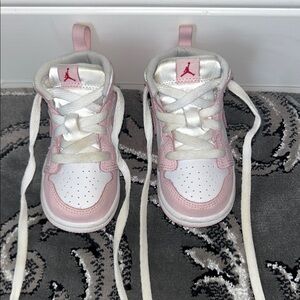 Jordan Toddlers' White and Light Pink High-Top Sneakers